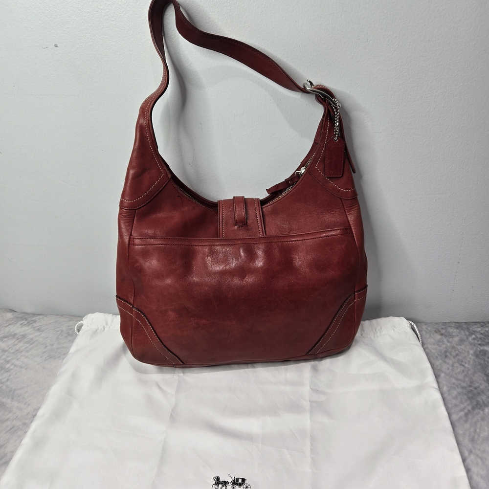Coach Hobo Shoulder Bag, With Similar Models Identified As The Retro Hampton View 2